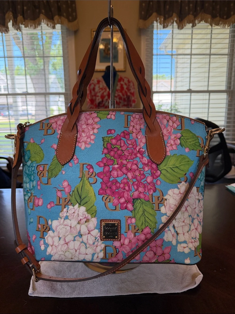 Dooney & Bourke Hydrangea Celeste satchel w/vachetta leather handles & strap EUC